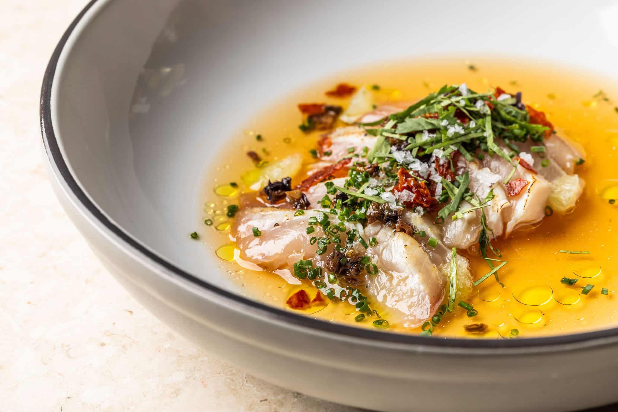 Fino Crudo, Pc Casey Wilson