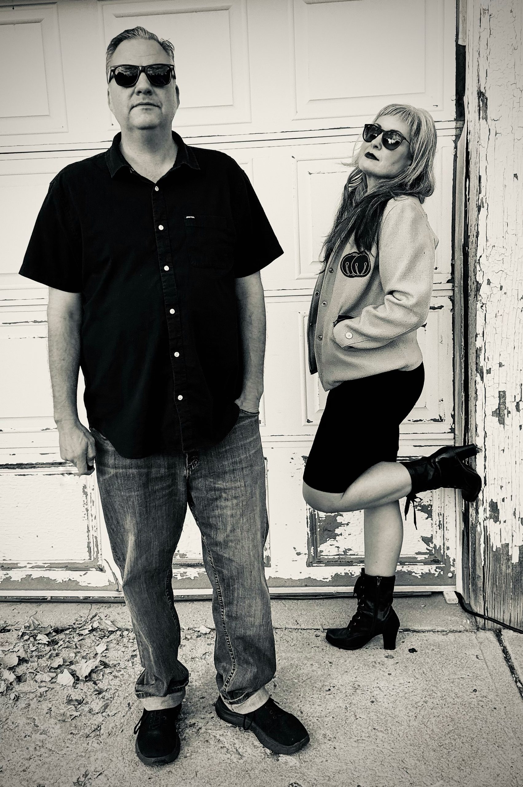 Wrmo Bw Standing